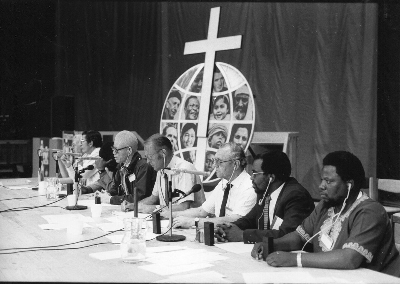 Panelists gather for discussion of Apartheid during the LWF's Seventh Assembly in Budapest, Hungary.  Photo: LWF Archives