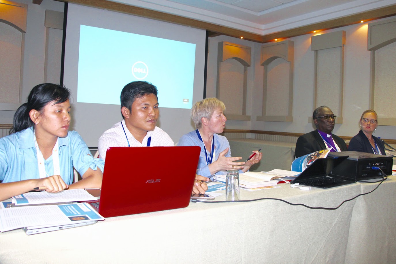 (L-R) Ms. Febrisa Silaban, Rev. Hesron Sihombing, Rev. Dr. Maria Stettner, Presiding Bishop Frederick Shoo and Ms Kathryn Lohre during the Omatala workshop – Enhancing Dialogue and Cooperation: The LWF Interfaith Network. Photo: LWF/S. Lawrence