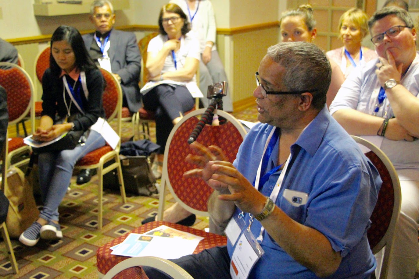 Mr. Hector Carrasquillo from America raising a concern during the Omatala workshop – Enhancing Dialogue and Cooperation: The LWF Interfaith Network. Photo: LWF/S. Lawrence