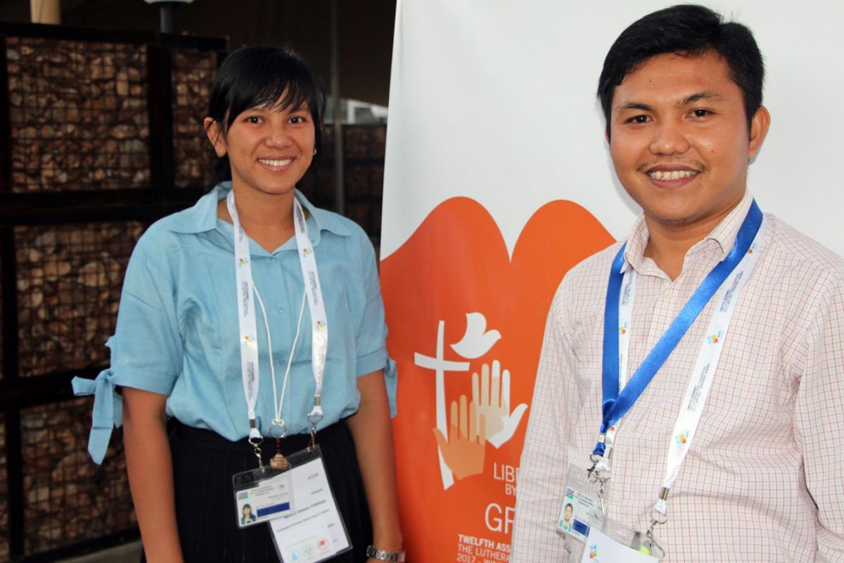 (L-R) Ms. Febrisa Silaban and Rev. Hesron Sihombing presented on the progress of Interfaith dialogue from a Christian youth perspective in Indonesia. LWF/S. Lawrence